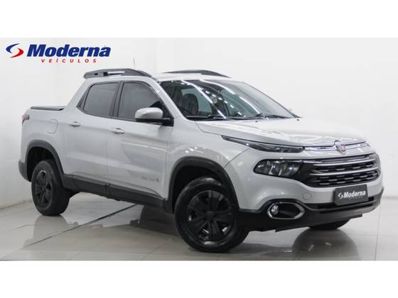 FIAT TORO 1.8 16V EVO FLEX FREEDOM AT6 FIAT TORO 1.8 16V EVO FLEX FREEDOM AT6